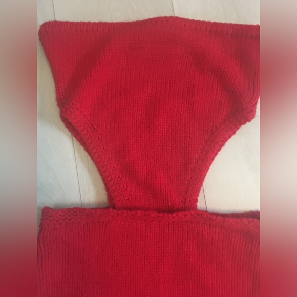 Lioness Red Cut-out Dress. NWOT. Medium - Picture 7 of 9